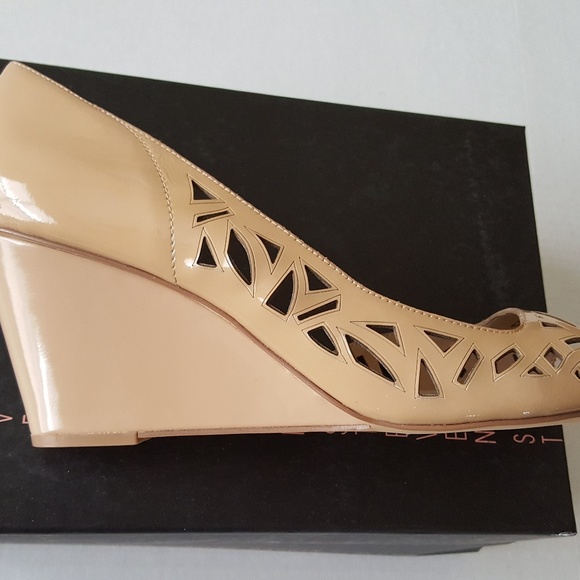 Steve Madden Merril Shoe - Picture 2 of 5